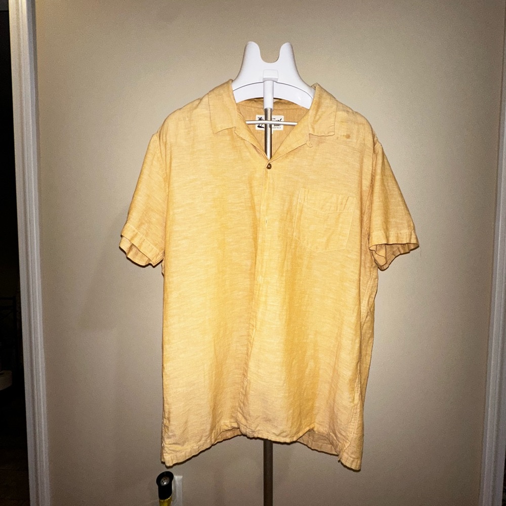 Aeropostale Resort Yellow Button-Up